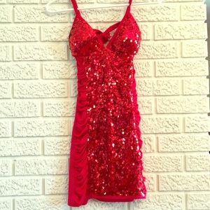 Sexy red sequin mini!
